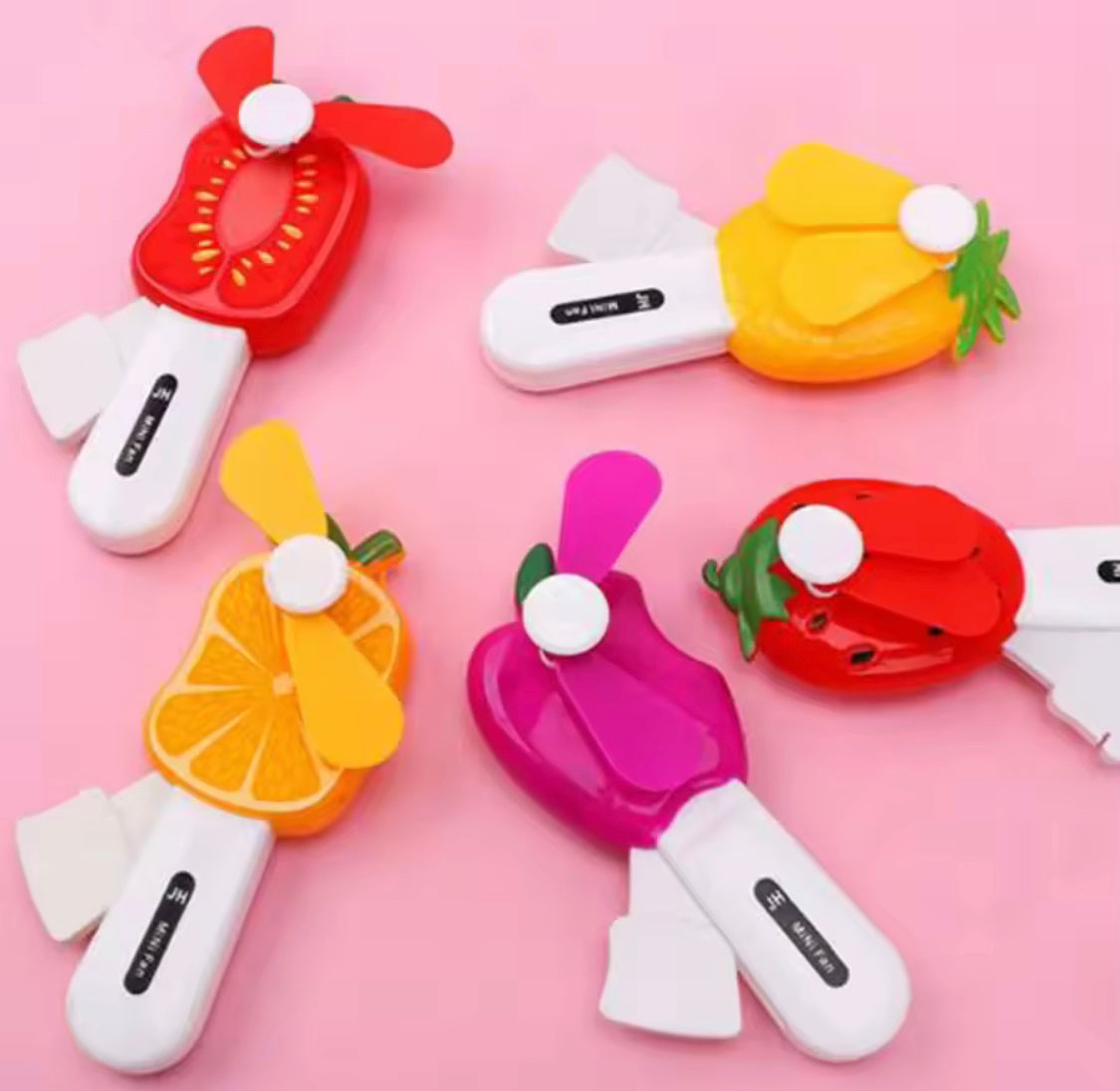 Fruit Shaped Mini Plastic Handheld Fan, Children's Student Fan, Portable Hand Cool Mini Fan, Manual Press Summer Cooling Essential Fruit Shaped Mini Plastic Handheld Fan, Children's Student Fan, Portable Hand Cool Mini Fan, Manual Press Summer Cooling Essential